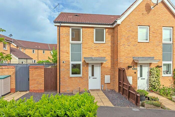 2 Bedroom End Of Terrace House To Rent In Spinel Close, Sittingbourne, Kent, ME10