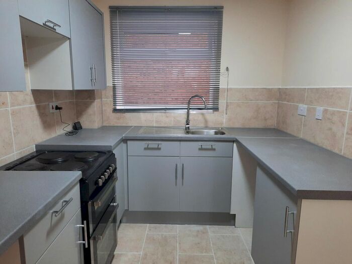 1 Bedroom Flat To Rent In Cook Square, Erith, DA8