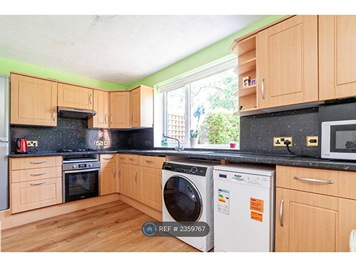 3 Bedroom Terraced House To Rent In Upper Tulse Hill, London, SW2