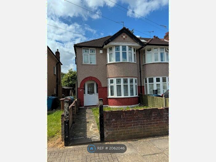3 Bedroom End Of Terrace House To Rent In Balmoral Road, Harrow, HA2