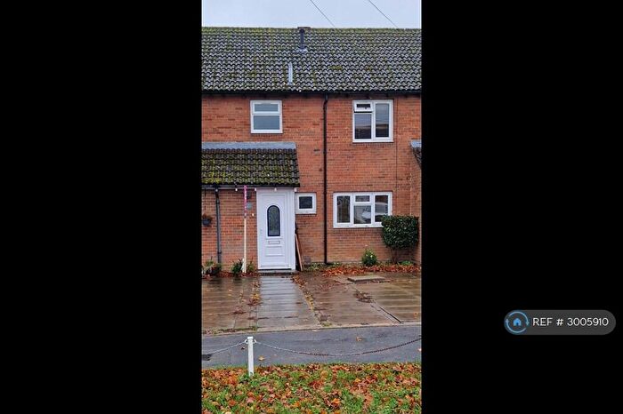 3 Bedroom Terraced House To Rent In Jerome Close, Marlow, SL7