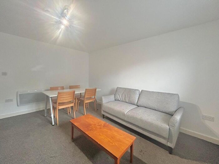 2 Bedroom Apartment To Rent In Catherine Street, Cardiff(City), CF24