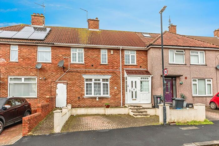 3 Bedroom Terraced House For Sale In Staveley Crescent, Bristol, BS10