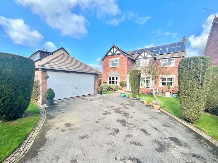 4 Bedroom Detached House For Sale In Hampton Drive, Market Drayton, TF9