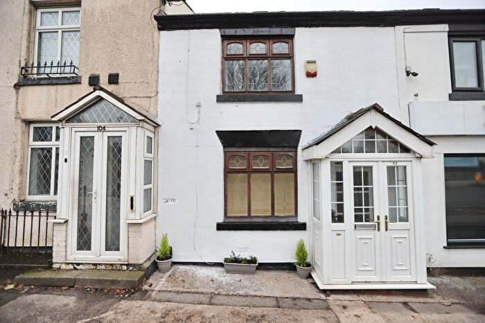 2 Bedroom Property To Rent In Bury New Road, Whitefield, M45