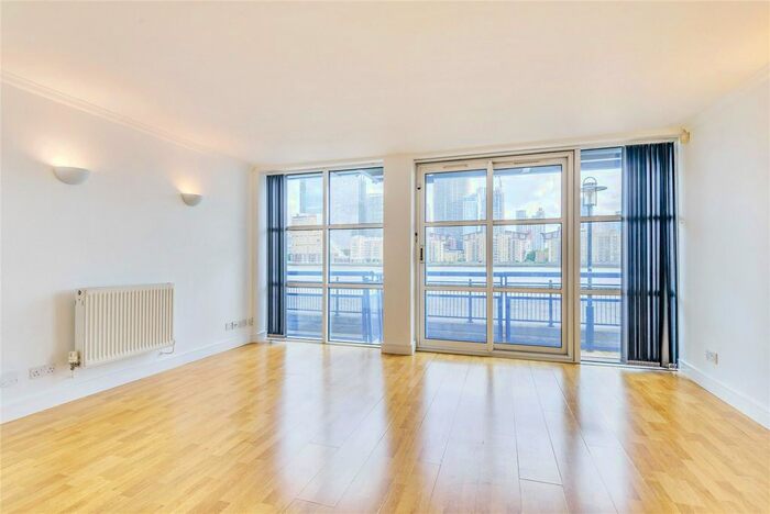 3 Bedroom Flat To Rent In Trinity Wharf, Rotherhithe Street, Rotherhithe, SE16