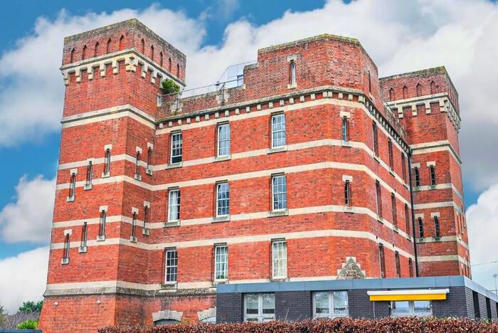 1 Bedroom Flat To Rent In The Keep, London Road, Devizes, SN10