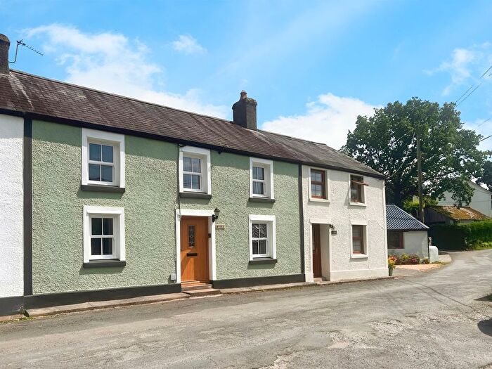 3 Bedroom Cottage For Sale In Carmarthen, Dyfed, SA32