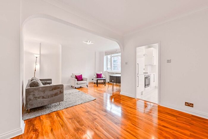 2 Bedroom Flat To Rent In Charlbert Court, St John's Wood, London, NW8