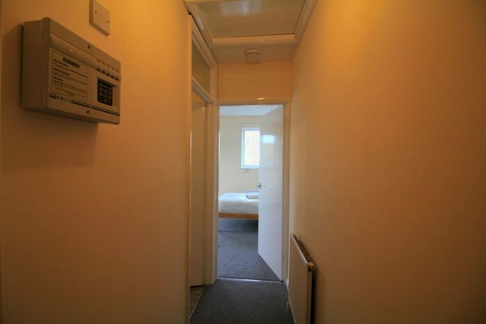 Studio To Rent In Unthank Road, Norwich, NR2