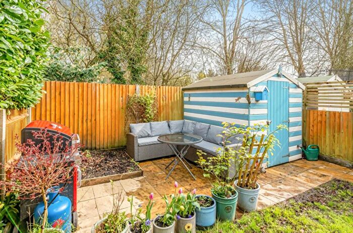 2 Bedroom Semi-Detached House For Sale In Heath Road, Soberton, Southampton, Hampshire, SO32