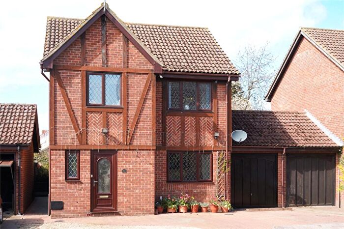 3 Bedroom Detached House For Sale In Curlew Close, Lakenheath, Brandon, Suffolk, IP27