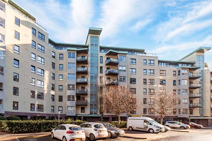 2 Bedroom Flat For Sale In / Portland Gardens, Leith, City Of Edinburgh, EH6