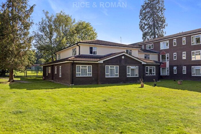 1 Bedroom Retirement Property For Sale In The Firs, Claygate, KT10