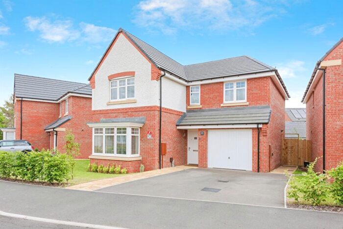 4 Bedroom Detached House For Sale In Battalion Drive, Sutton Coldfield, B75