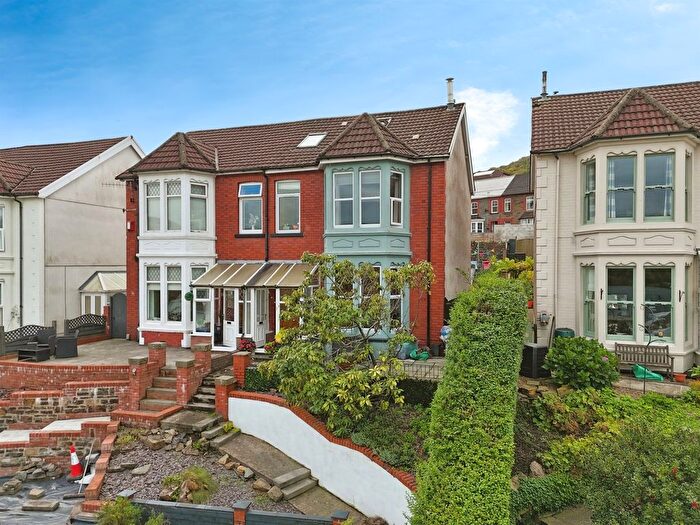 5 Bedroom Semi-Detached House For Sale In Lanelay Crescent, Pontypridd, CF37