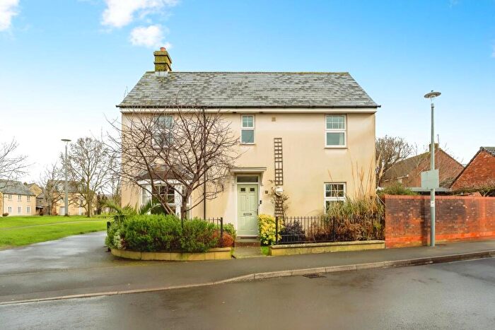 4 Bedroom Detached House For Sale In The Finches, Portishead, Bristol, BS20