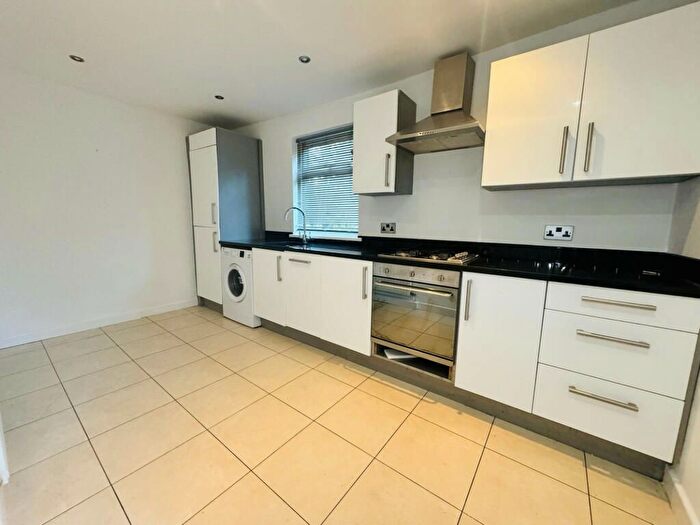 1 Bedroom Flat For Sale In Grosvenor Court, Queens Drive, Wavertree, Liverpool, L15