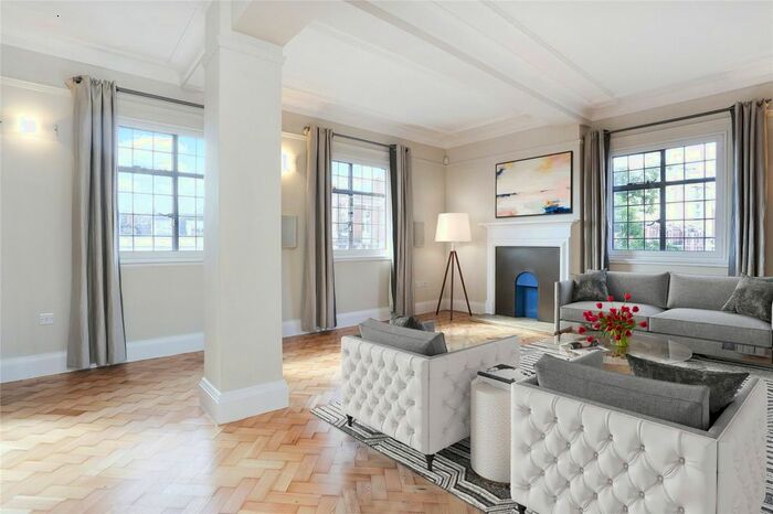 2 Bedroom Flat To Rent In Mulberry Court, Kings Road, London, SW3