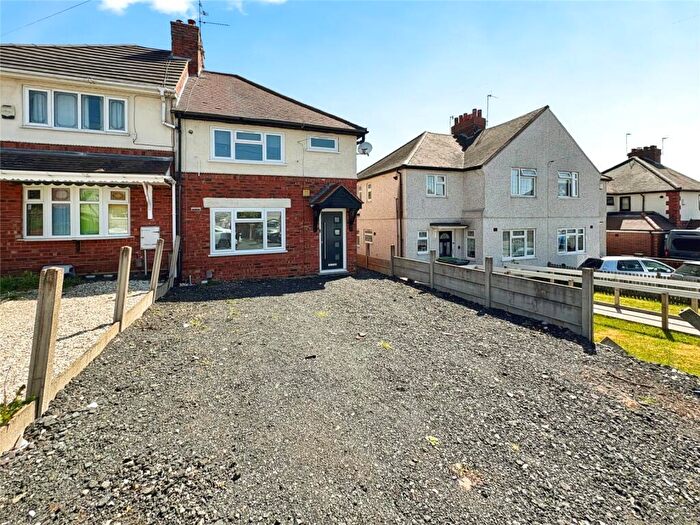 3 Bedroom Semi-Detached House To Rent In Milton Street, Brierley Hill, West Midlands, DY5