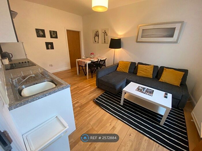 1 Bedroom Flat To Rent In Lansdowne Road, Leicester, LE2