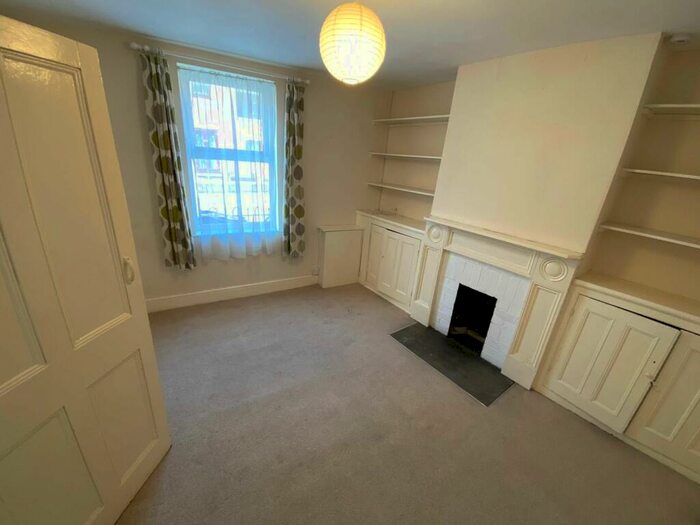 2 Bedroom Terraced House To Rent In Causeway, Banbury, OX16