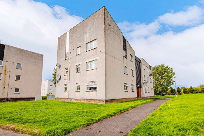 3 Bedroom Flat For Sale In Snowdrop Square, Ayr, KA7