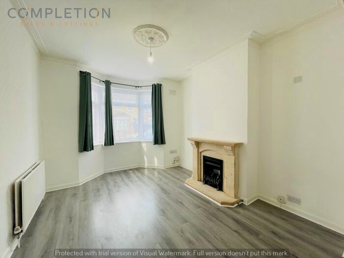 3 Bedroom Property To Rent In Catisfield Road, Enfield, EN3