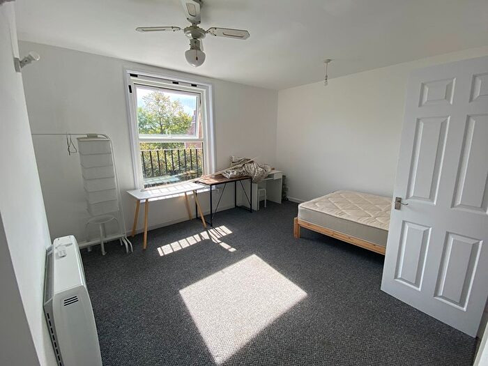 1 Bedroom Flat To Rent In Northam Road, Southampton, SO14