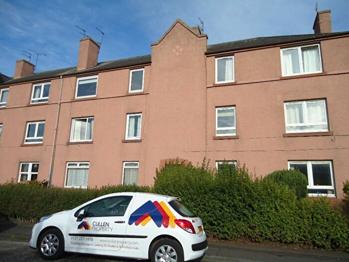 2 Bedroom Flat To Rent In Stenhouse Avenue West, Stenhouse, Edinburgh, EH11