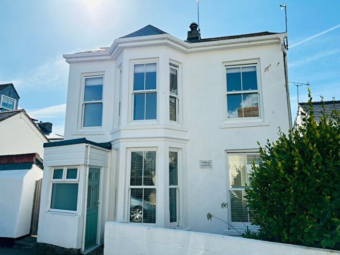 2 Bedroom Cottage To Rent In Redinnick Terrace, Penzance, TR18