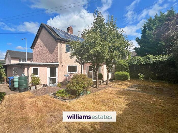 3 Bedroom Detached House For Sale In Borthyn, Ruthin, LL15