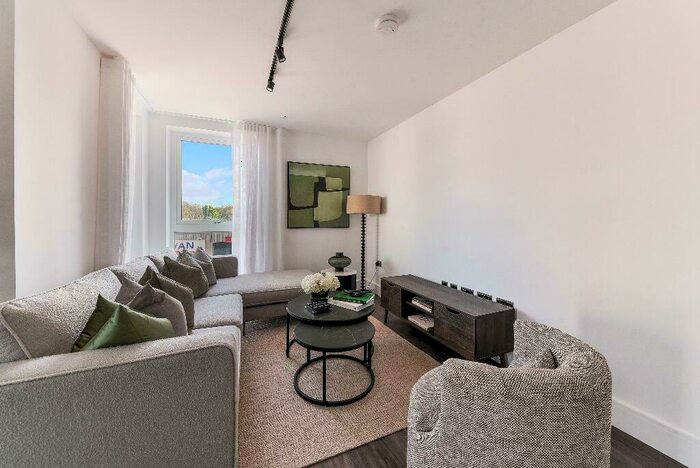 4 Bedroom Apartment To Rent In -, Scrubs Lane, North Kensington, London, NW10