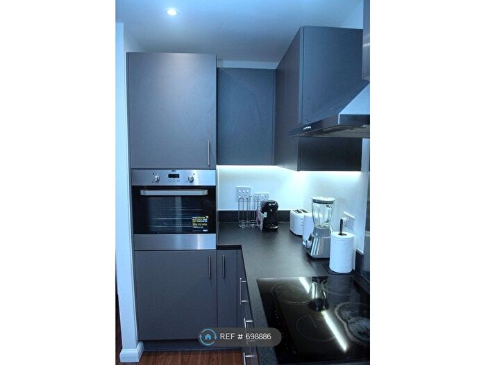 2 Bedroom Flat To Rent In Brewers Square, Dartford, DA1