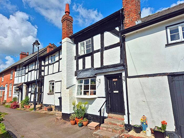 2 Bedroom Cottage For Sale In West Street, Pembridge, Herefordshire, HR6