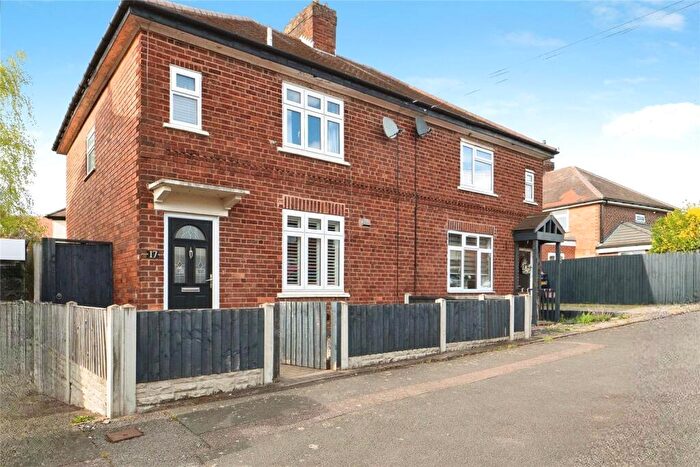 3 Bedroom Semi Detached House For Sale In Nevill Street, Tamworth, Staffordshire, B79