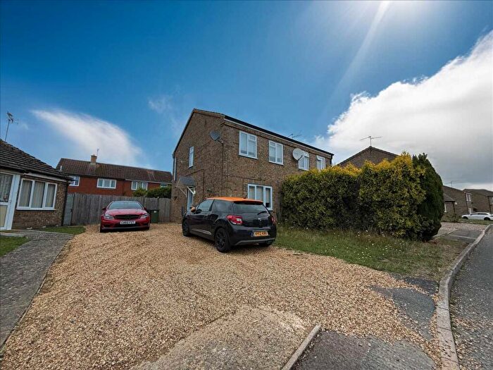 3 Bedroom Semi-Detached House For Sale In Poplar Road, Corby, NN17