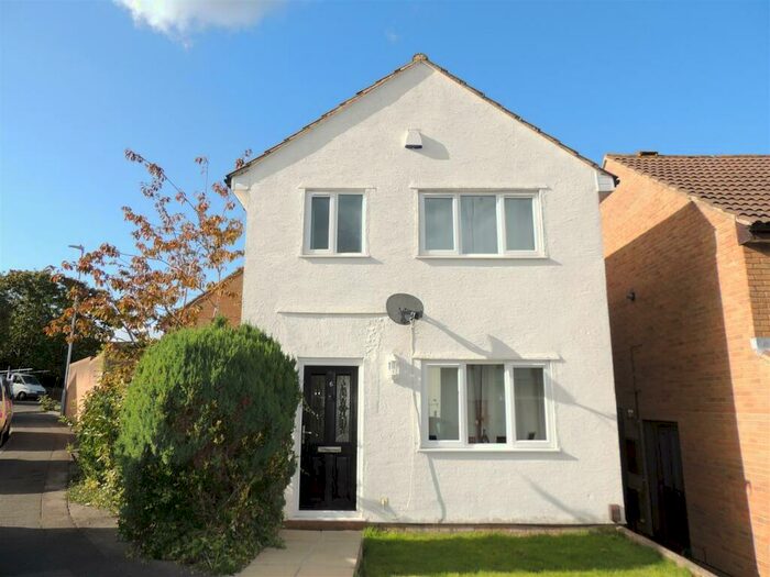 3 Bedroom Detached House To Rent In Kingsleigh Park, Kingswood, Bristol, BS15