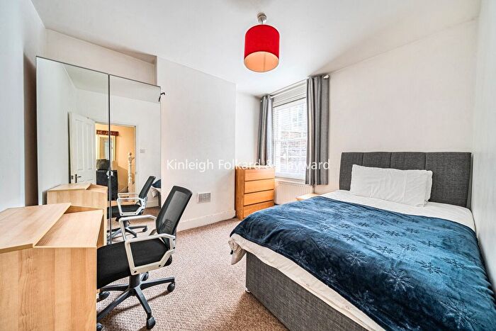 4 Bedroom Terraced House To Rent In Queens Row, Walworth, London, SE17