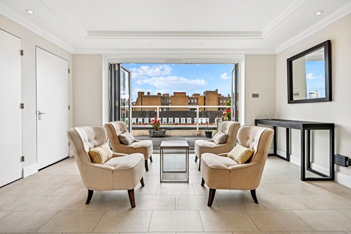 3 Bedroom Flat To Rent In Princes Gate, London, SW7