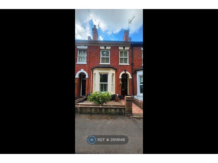 3 Bedroom Terraced House To Rent In Guys Cliffe Terrace, Warwick, CV34