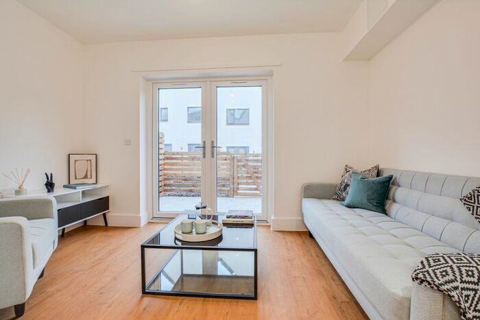 2 Bedroom Terraced House To Rent In Rhiwlas Street, Liverpool, L8