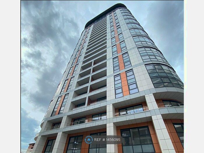 2 Bedroom Flat To Rent In Northill Apartments, Salford, M50