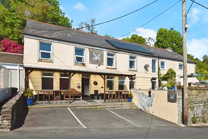 7 Bedroom Property For Sale In Cyfyng Road, Ystalyfera, Swansea, Neath Port Talbot, SA9