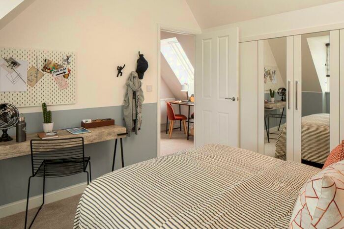 4 Bedroom Detached House For Sale In Morgan Gate, Abingdon, Oxfordshire, OX14