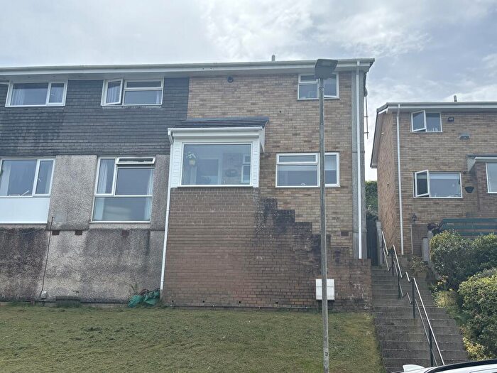3 Bedroom Semi-Detached House For Sale In Thirlmere Gardens, Plymouth, City Of Plymouth, PL6
