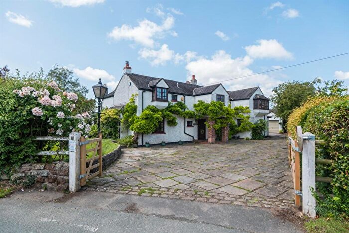 4 Bedroom Detached House For Sale In Cross Lanes, Oscroft Nr. Tarvin, CH3