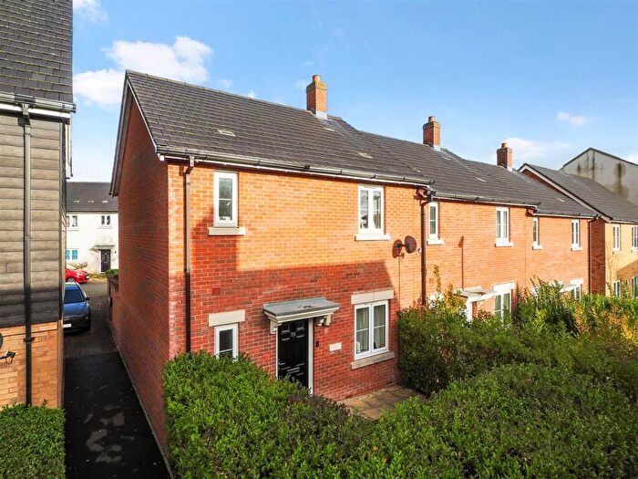 3 Bedroom House For Sale In Quicksilver Way, Andover, SP11