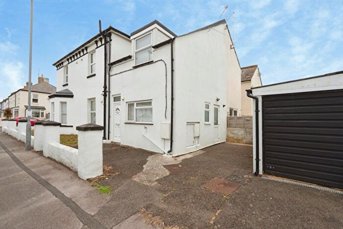3 Bedroom Terraced House For Sale In Latimer Road, Eastbourne, BN22