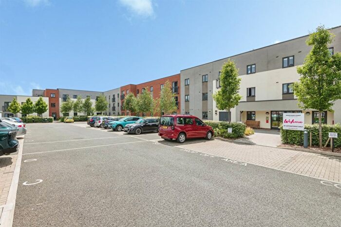 1 Bedroom Flat For Sale In South Street, Taunton, TA1